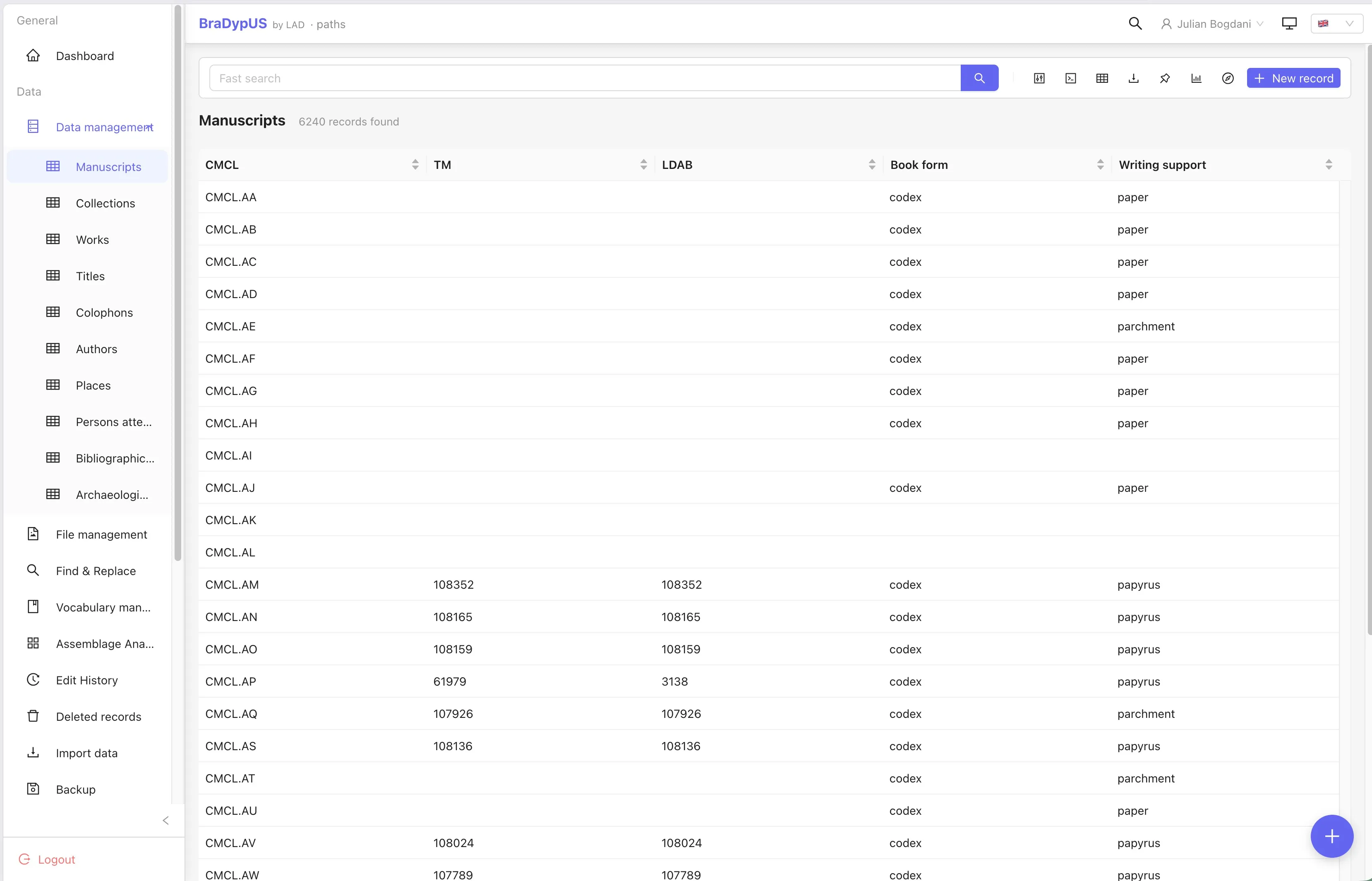 La nuova DataView con la lista dei record, la barra di ricerca e le colonne configurabili